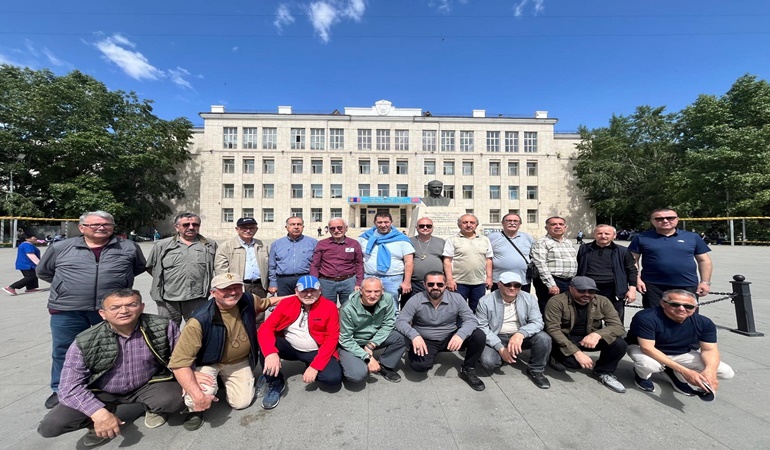 Moğolistan’a giden Akça Koca Platformu üyeleri İzmit’e döndü