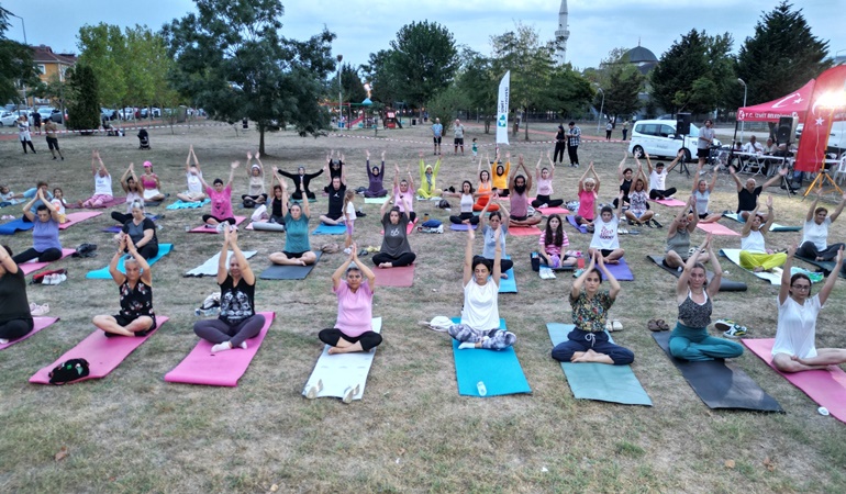 Nefes Al İzmit Yoga etkinliğine büyük ilgi