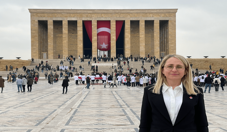 Önce Anıtkabir’e gitti, sonra adaylık başvurusu yaptı