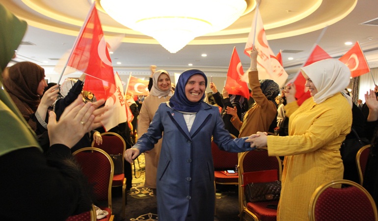 Saadet Partisi Kocaeli Kadın Kolları Genel Başkanlarını ağırladı