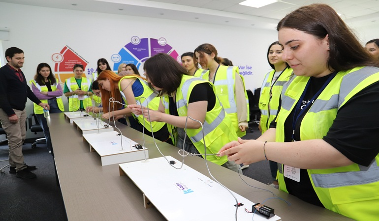 SEDAŞ’ın Kadın Enerjisi Next projesinin atölye buluşması gerçekleştirildi