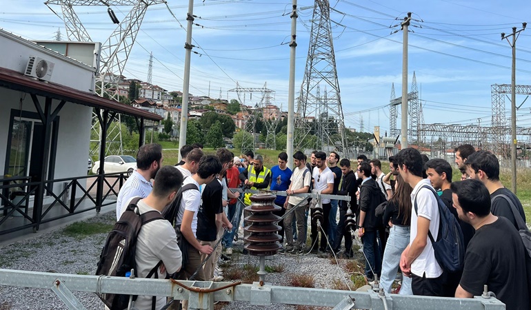 SEDAŞ, üniversite öğrencilerini ağırladı    