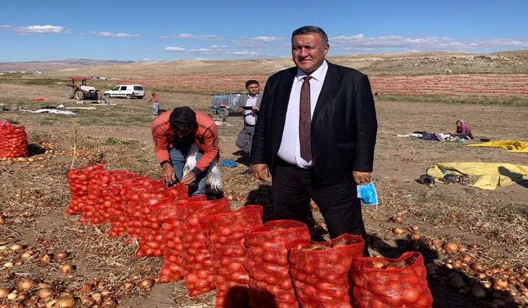 Soğanı bile ithal eder hale getirilen bir Türkiye