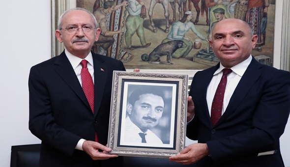 Tarhan'dan Kılıçdaroğlu'na Bülent Ecevit sürprizi