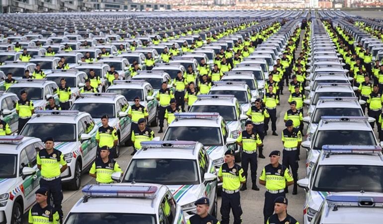 Tasarruf için servisleri kaldırılan memurlar buna ne der?