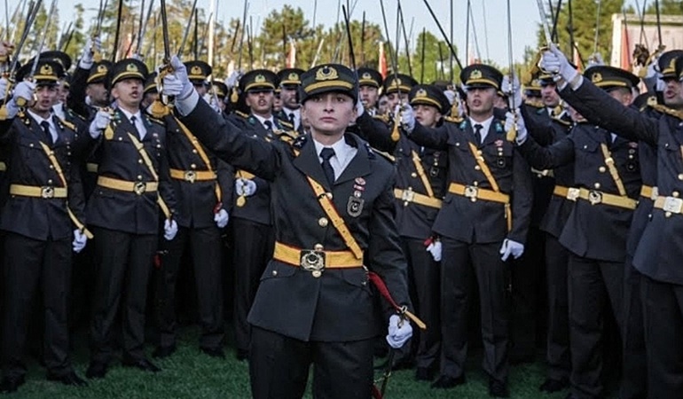 Teğmenlerden gurur verici sözler!