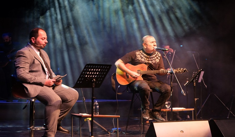 Ünlü sanatçılar İzmit’te konserle anıldılar