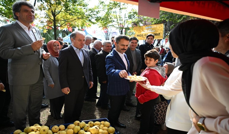 Vali Aktaş’tan Eşme Ayva Festivali teşekkürü 