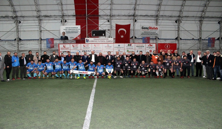 Yeniden Refahlı gençlerden futbol turnuvası