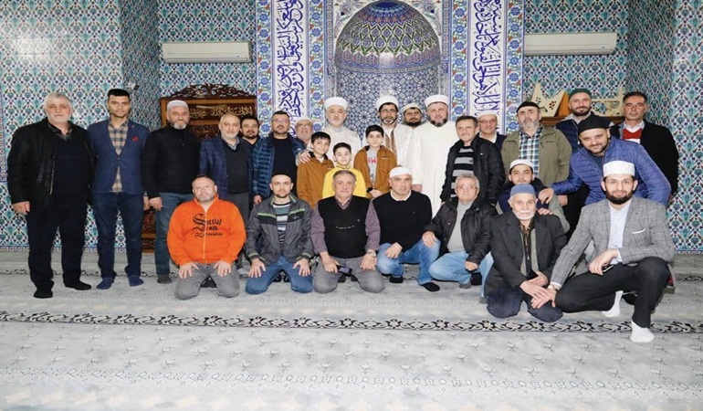 Yeniyalı Camii’nde Ramazan programı