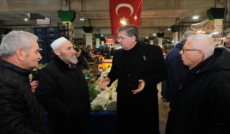 Yıldızlı'dan AKP’lilere: Kongreyi bırakın pazarı dolaşın! 