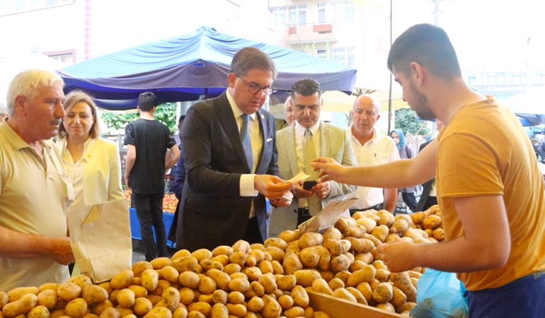 Yüzleri varsa gelsinler, pazarda onları bekliyoruz